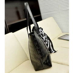 Casual Skull Print Shoulder Tote Bag